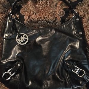Michael KORS black leather purse